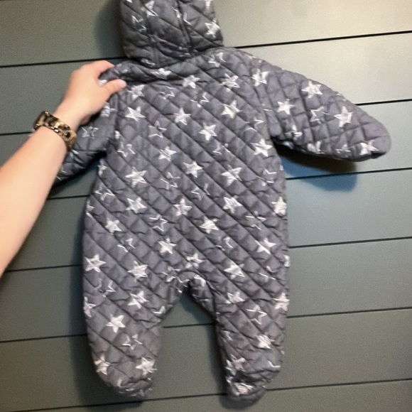 Calvin Klein Jeans footed snowsuit 3/6M - Picture 3 of 7